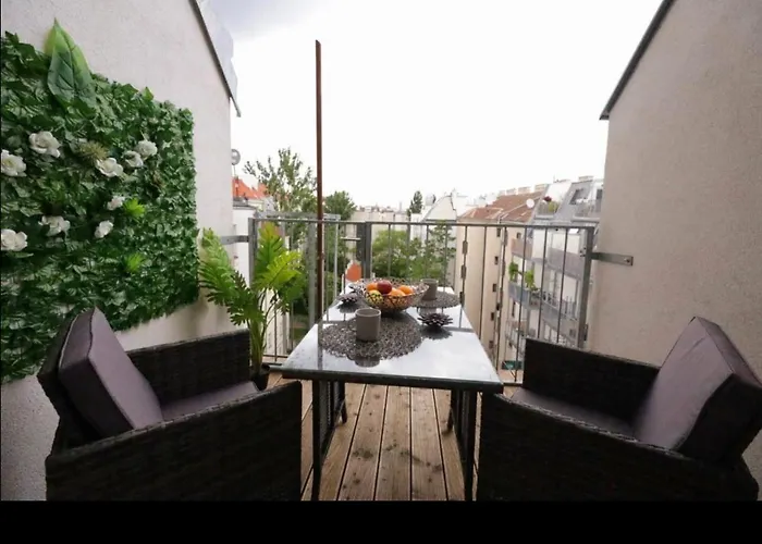 Stadtparadies L Living Q14
