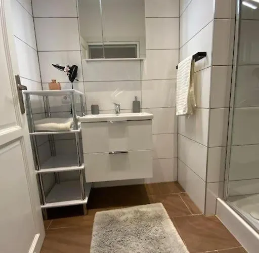 Stadtparadies L Living Q14 Apartman Bécs