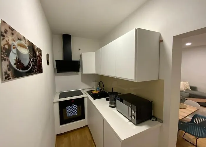 Stadtparadies L Living Q14