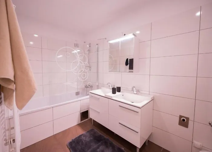 Apartman Stadtparadies L Living Q14 *